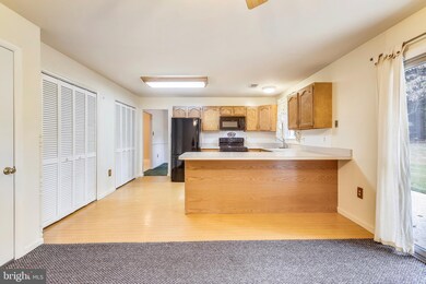 1602 Kent Fort Ln, Crofton, MD 21114 - photo 5