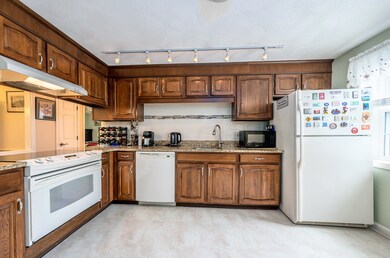 20 Hilltop Dr unit 20, Sandwich, MA 02563 - photo 3