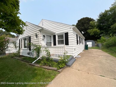 1530 Roseneath Ave, Lansing, MI 48915 - photo 2