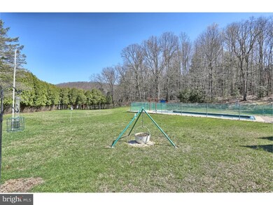 2859 Pricetown Rd, Temple, PA 19560 - photo 6