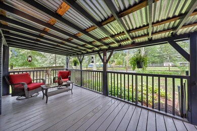1114 Circlewood Loop