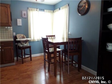 Dining Room Spacious eat in area
