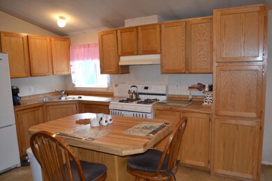 34 Hideaway Ln, Adin, CA 96006 - photo 2