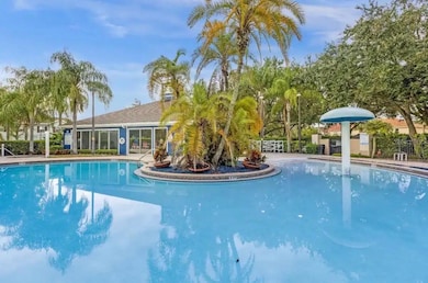 5360 Diplomat Ct unit 105, Kissimmee, FL 34746 - photo 2