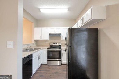 3604 Ginnis Rd SW unit 2, Atlanta, GA 30331 - photo 7