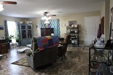 31 Hoss Dr, Laurel, MS 39443 - photo 4