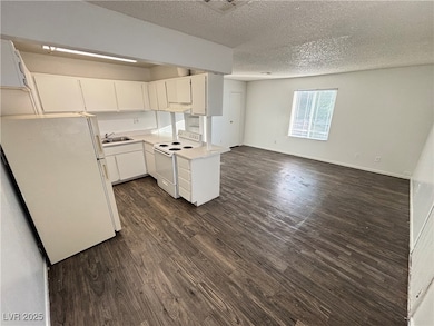 147 Westminster Way unit D, Henderson, NV 89015 - photo 4