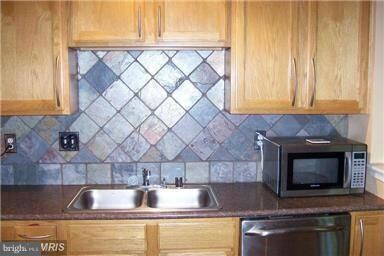 9817 Bale Ct, Owings Mills, MD 21117 - photo 3