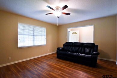 3601 Silverwood Dr, Tyler, TX 75701 - photo 4