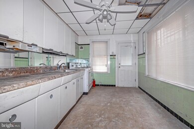 1714 Cope St, Camden, NJ 08104 - photo 5