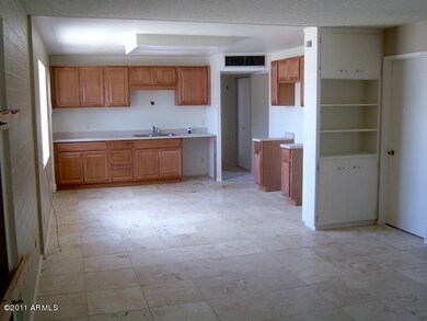 Kitchen & Dining Room