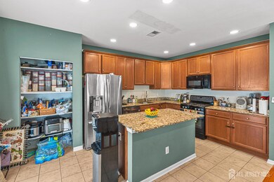 36 Andrews Way, Piscataway, NJ 08854 - photo 6