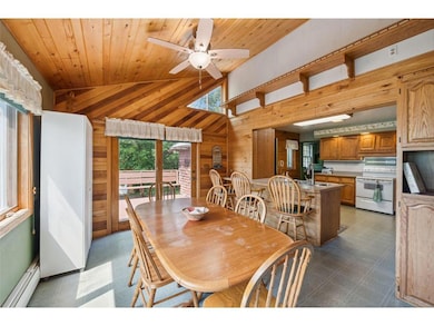 137 E Tyler Ave, Mellen, WI 54546 - photo 7