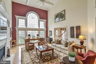 11613 Cedar Chase Rd, Herndon, VA 20170 - photo 4