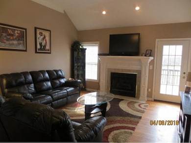 13 Taylor Ridge Ct, Johnson City, TN 37601 - photo 4