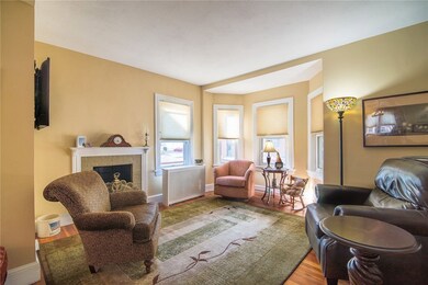 4 Constitution St, Bristol, RI 02809 - photo 5