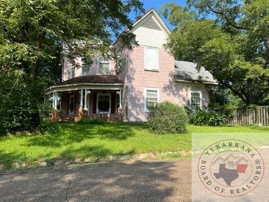 1302 W 5th St, Texarkana, TX 75501 - photo 4