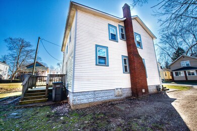 321 Huron St 1