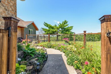4 Home Walkway