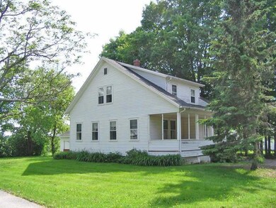 Yard/Garden. There s a side lawn,...
