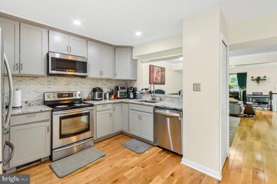 8159 Shoal Creek Dr, Laurel, MD 20724 - photo 7