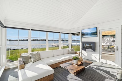 12410 Woodhull Landing, Fenton, MI 48430 - photo 7