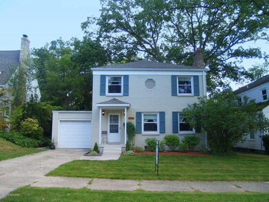 Front View of Home