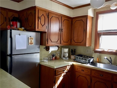 364 Maple Ave, Barrington, RI 02806 - photo 5