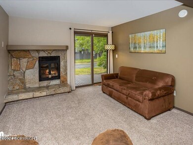 07-living room_IMG_7330