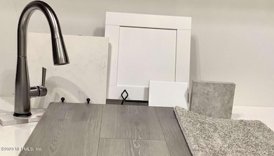 1369 High Falls Dr, Jacksonville, FL 32205 - photo 3