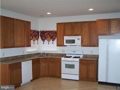 2120 Oak St, Wilmington, DE 19808 - photo 3