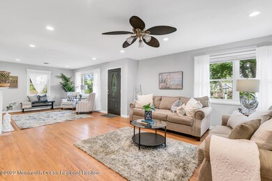 15 Farrell Dr, Middletown, NJ 07748 - photo 2