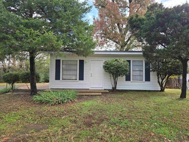 1319 S Houston Ave, Russellville, AR 72801 - photo 2