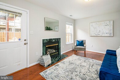 12925 Woodcutter Cir, Germantown, MD 20876 - photo 7