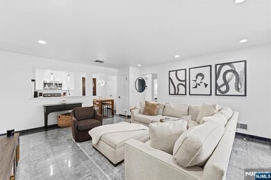 800 River Rd unit 301, Edgewater, NJ 07020 - photo 2