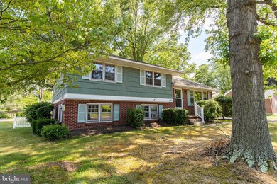 1107 N 5th St, Perkasie, PA 18944 - photo 2