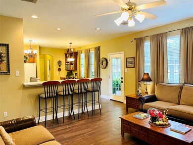 8 W Forest Ct, Conroe, TX 77384 - photo 4