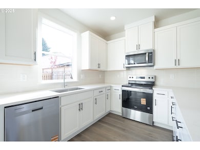 14716 SE Powell Blvd unit A, Portland, OR 97236 - photo 6