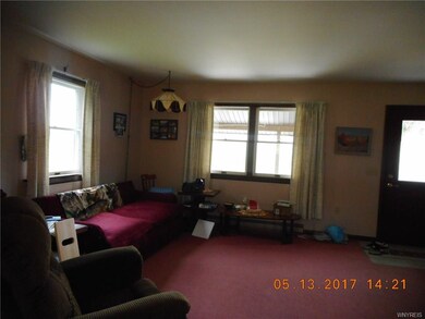 Open floor plan for living room and kitchen