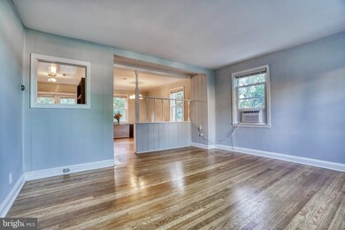 516 Random Rd, Baltimore, MD 21229 - photo 6