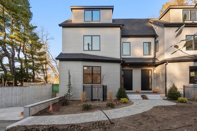 956 Walnut St unit 7, Newton Highlands, MA 02461 - photo 2