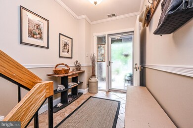 12013 Insha Ct, Reston, VA 20191 - photo 6