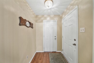 902 Golfview Dr, Richmond, TX 77469 - photo 4