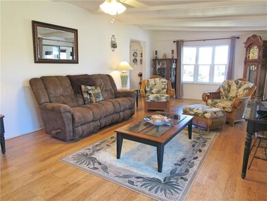 36817 Camelia Ct, Zephyrhills, FL 33542 - photo 2