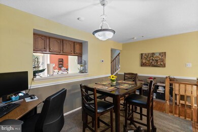 20561 Lowfield Dr, Germantown, MD 20874 - photo 7