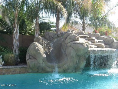 Pool - Grotto