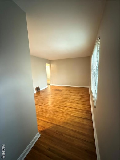 7128 Yates St, Saint Louis, MO 63116 - photo 5