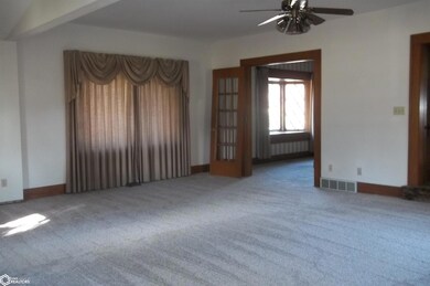 French doors to dining room