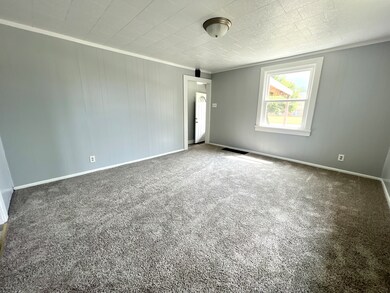 2521 S Madison Ave, Anderson, IN 46016 - photo 3