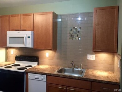 343 N 16th St unit 1, Allentown, PA 18102 - photo 4